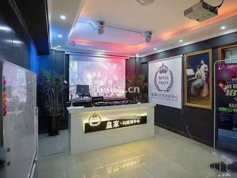 临沂DJ打碟MC喊麦培训基地,先进教学设备,就可入学(临沂dj学校)